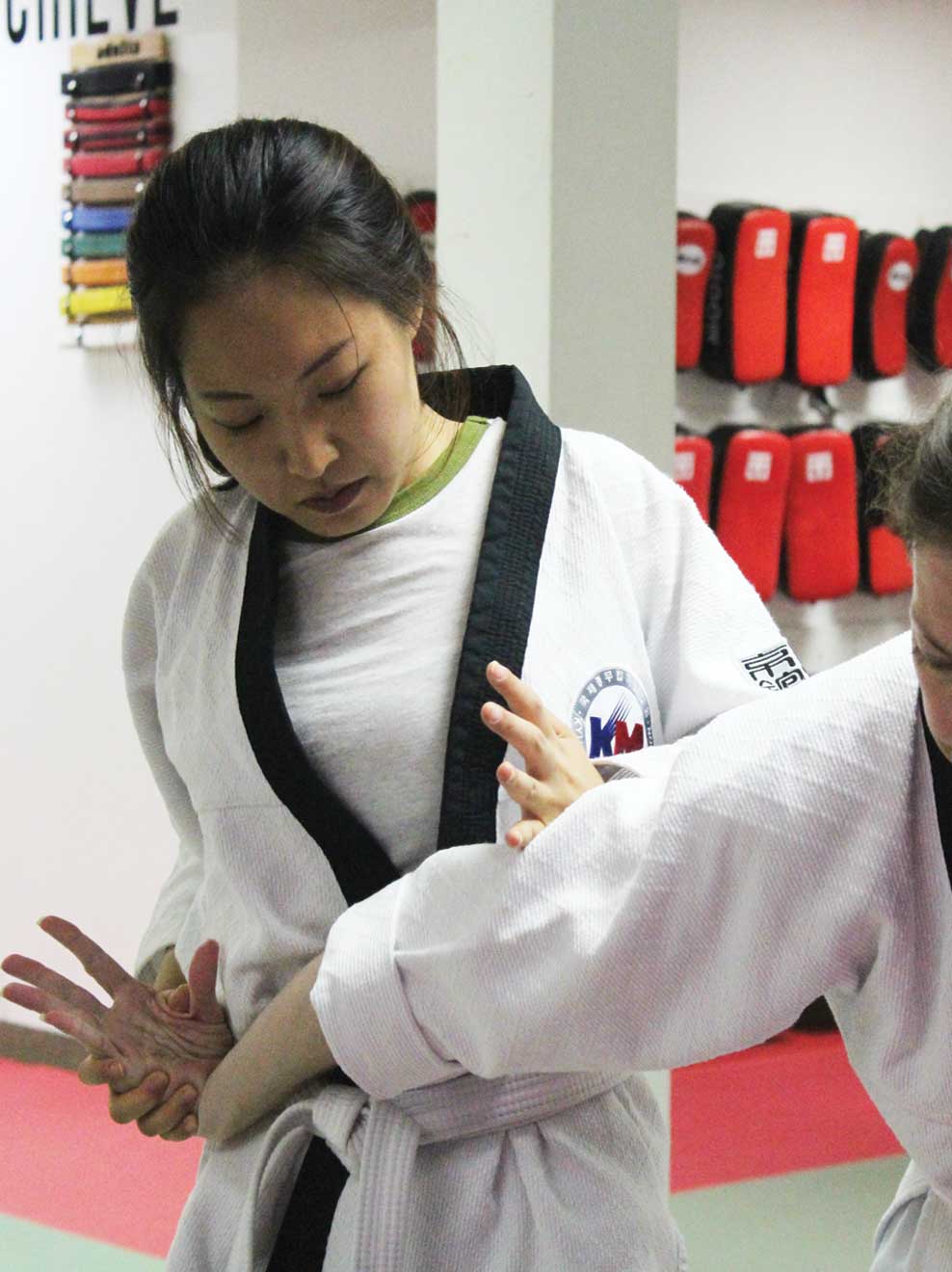 Self Defense classes Toronto - Evoke Martial Arts & Kickboxing